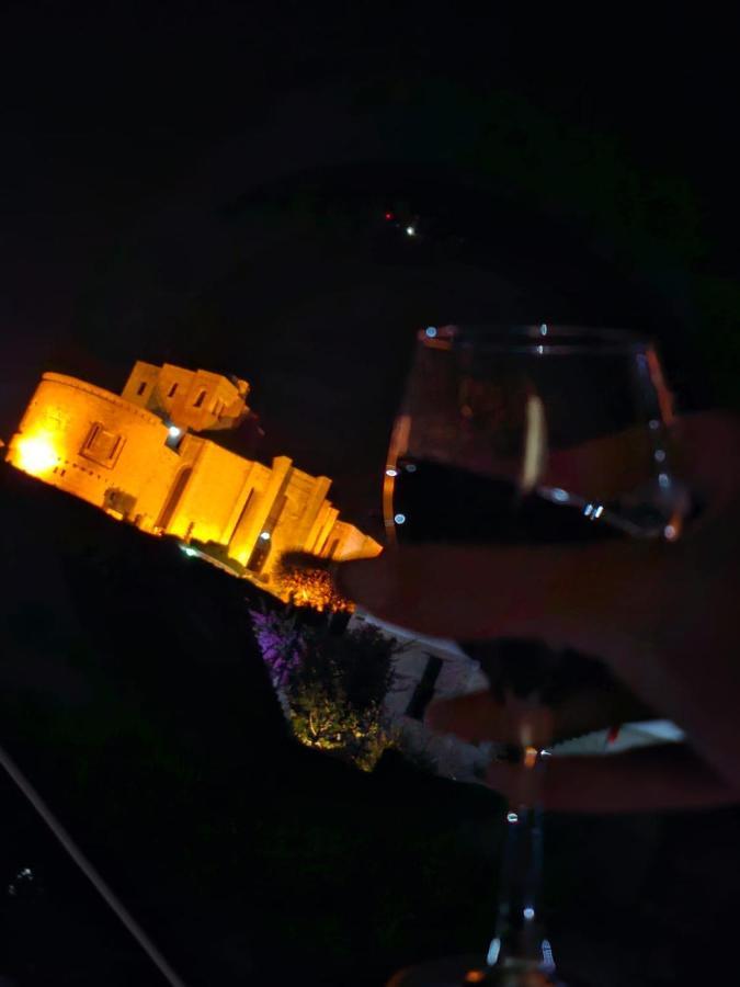 Castle - Inside,Voga Guesthause Ξενοδοχείο Κρούγια Εξωτερικό φωτογραφία