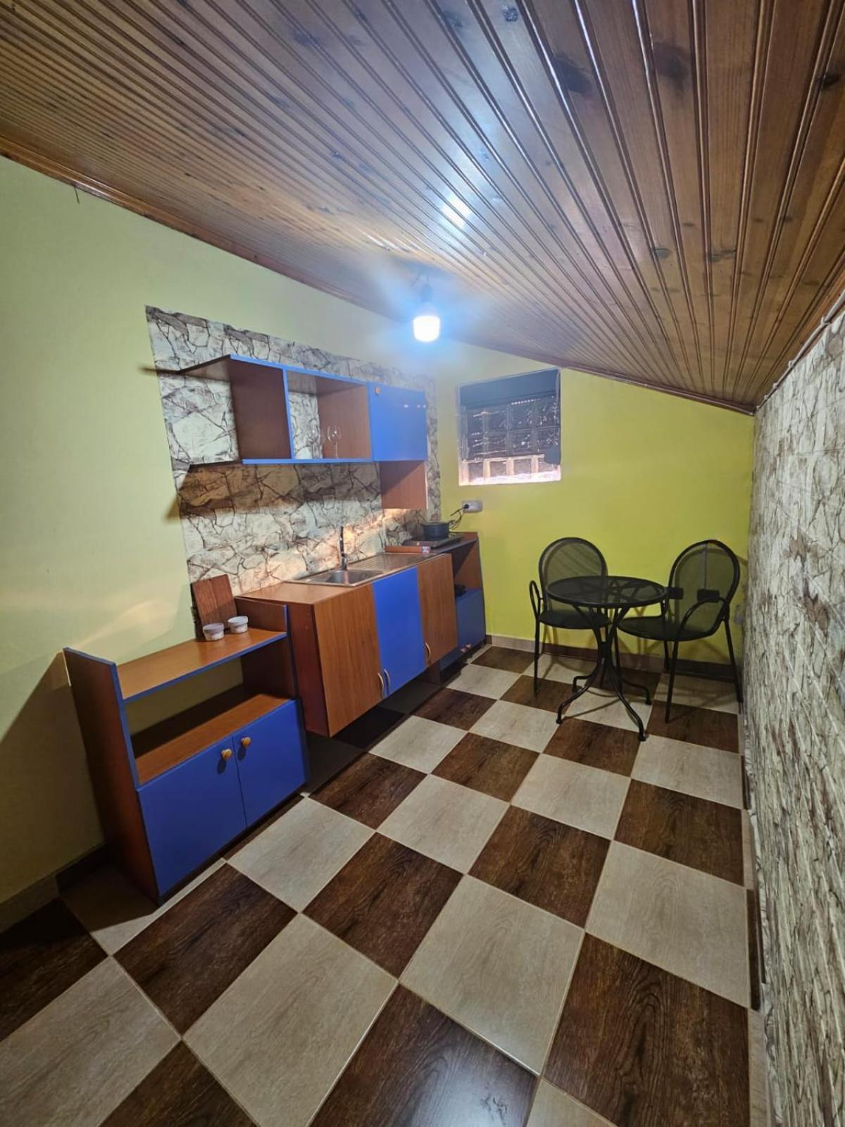 Castle - Inside,Voga Guesthause Ξενοδοχείο Κρούγια Εξωτερικό φωτογραφία
